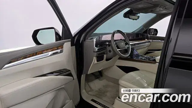 Cadillac Escalade 2025 — ფოტო 19/20