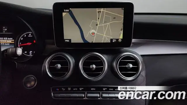 Mercedes-Benz GLC-Class 2019 — Şəkil 5/20