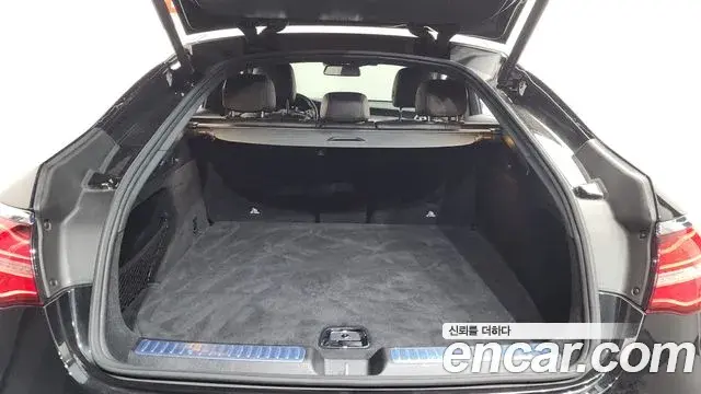 Mercedes-Benz GLC-Class 2019 — Şəkil 11/20