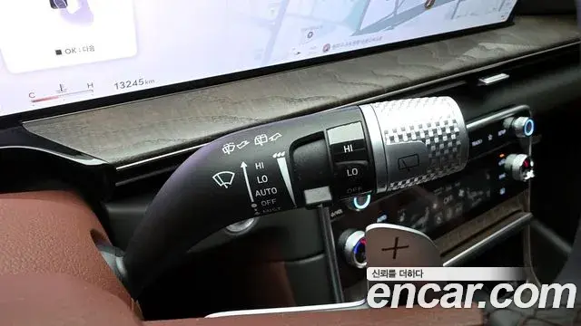 Genesis GV80 2024 — ფოტო 16/42