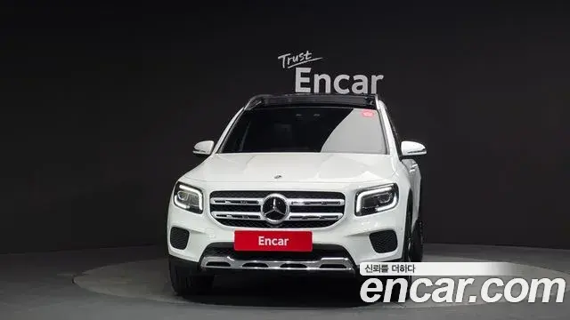 Mercedes-Benz GLB-Class 2022 — ფოტო 3/34