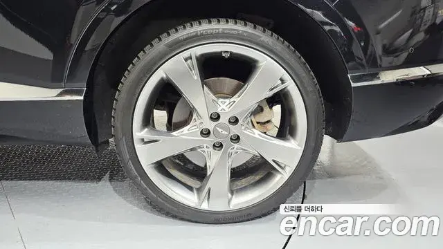 Genesis GV80 2020 — Şəkil 17/32