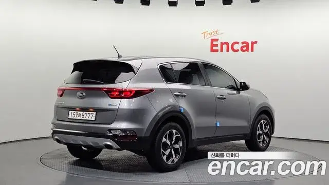 Kia Sportage The Bold 2020 — ფოტო 8/30