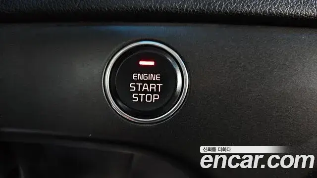 Kia Sportage The Bold 2020 — ფოტო 15/30