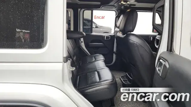 Jeep Wrangler 2019 — Şəkil 6/34