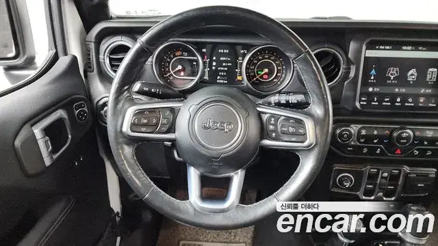 Jeep Wrangler 2019 — Şəkil 13/34