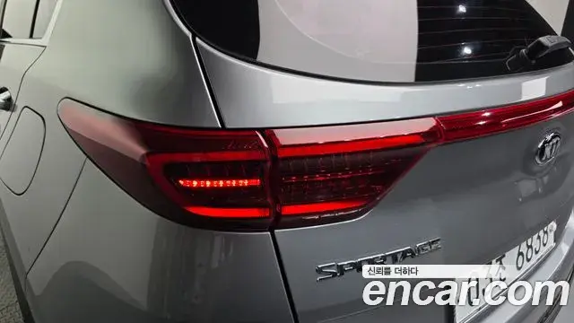 Kia Sportage The Bold 2018 — Photo 25/33