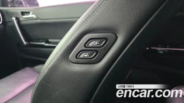 Kia Sportage The Bold 2018 — Photo 23/33