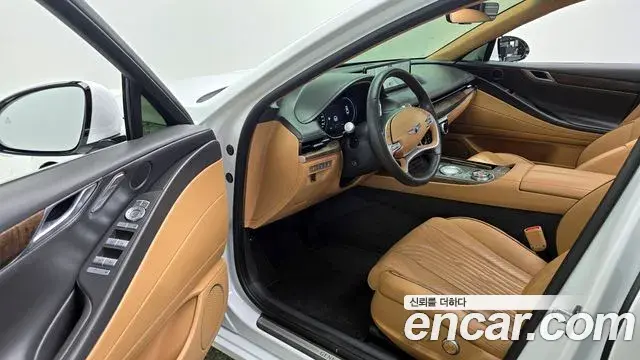 Genesis G80 2022 — ფოტო 32/33
