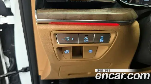 Genesis G80 2022 — ფოტო 15/33