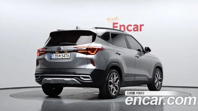 Kia Seltos 2021 — Photo 6/20