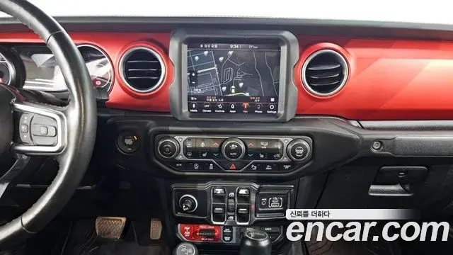 Jeep Gladiator 2021 — Фото 13/20