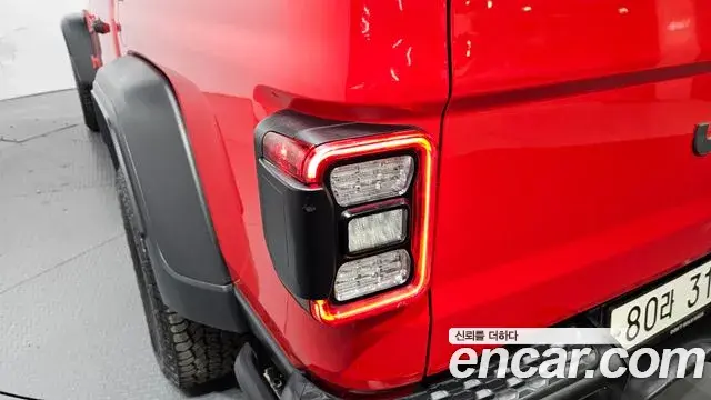 Jeep Gladiator 2021 — ფოტო 25/30