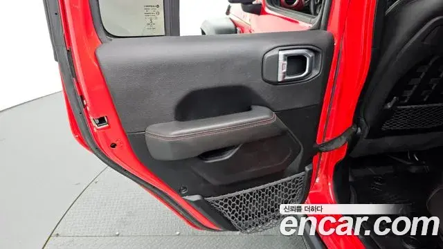 Jeep Gladiator 2021 — ფოტო 4/30