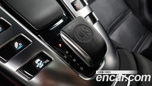 Mercedes-Benz AMG GT 2022 — Фото 9/20
