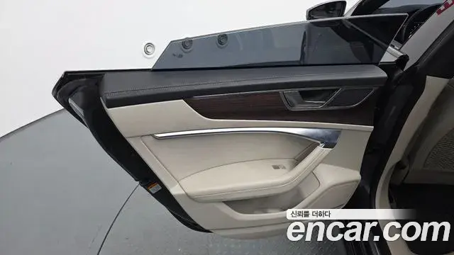 Audi A7 2022 — Şəkil 3/37
