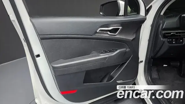 Kia Sportage 2024 — ფოტო 9/30