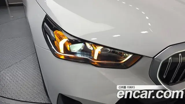 BMW 5 Series 2024 — ფოტო 2/33
