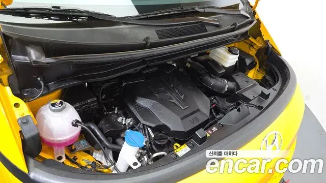 Hyundai Staria 2024 — Şəkil 7/32