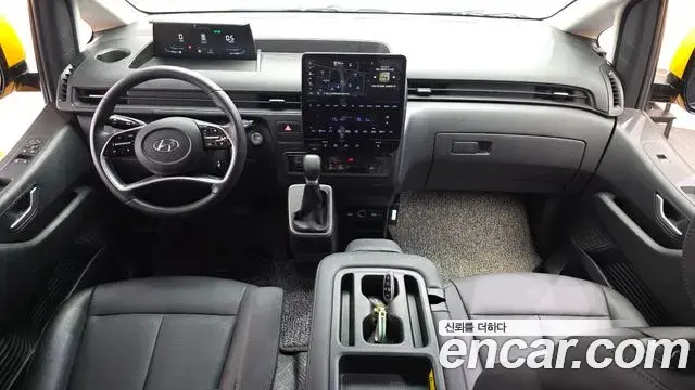 Hyundai Staria 2024 — Şəkil 14/32