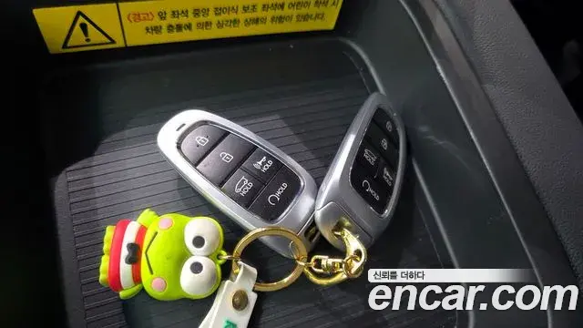 Hyundai Staria 2024 — Şəkil 19/32