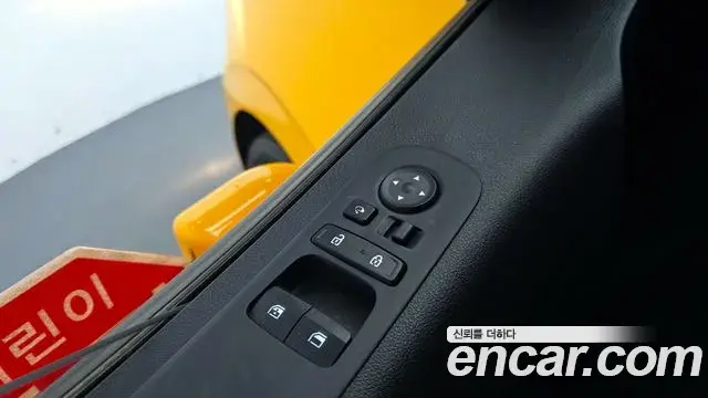 Hyundai Staria 2024 — Şəkil 4/32