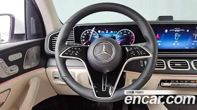 Mercedes-Benz GLE-Class 2025 — ფოტო 1/20
