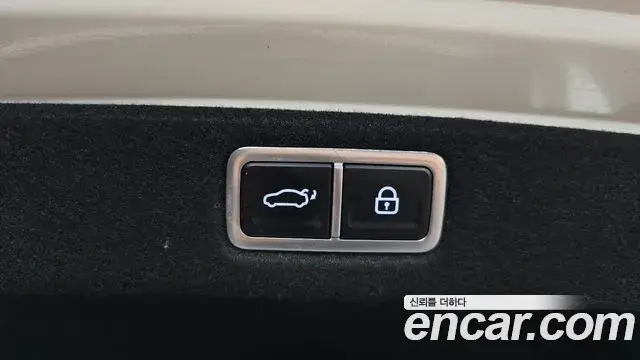 Hyundai Grandeur 2023 — Фото 18/20