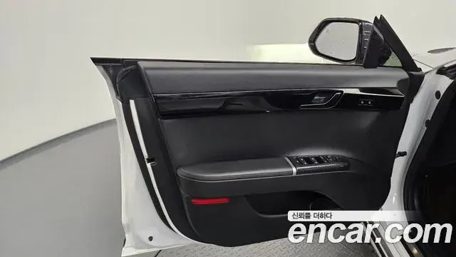 Hyundai Grandeur Hybrid 2023 — Şəkil 19/38