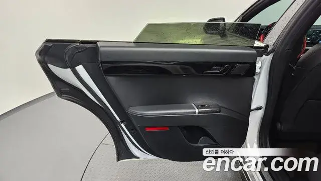 Hyundai Grandeur Hybrid 2023 — Şəkil 20/38