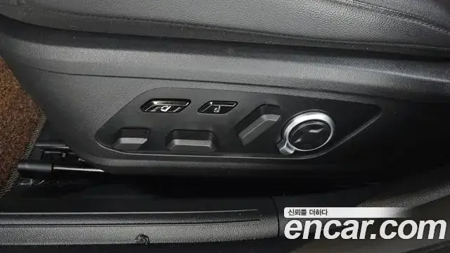 Hyundai Grandeur Hybrid 2023 — Şəkil 31/38
