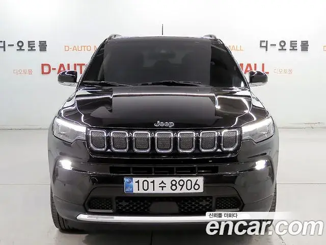 Jeep Compass 2022 — Photo 8/20