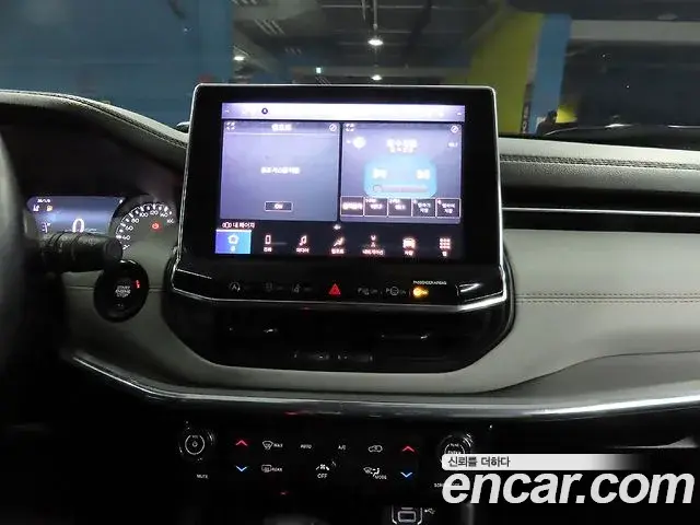 Jeep Compass 2022 — Photo 18/20