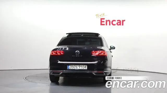 Volkswagen Passat GT 2022 — Şəkil 4/30