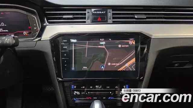 Volkswagen Passat GT 2022 — Şəkil 22/30