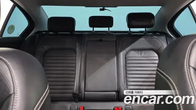 Volkswagen Passat GT 2022 — Şəkil 28/30