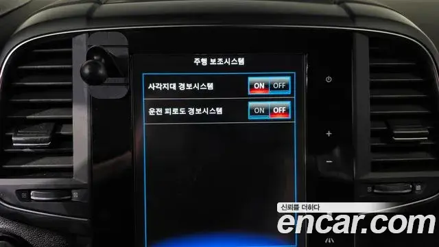 Renault Samsung QM6 2019 — ფოტო 13/20