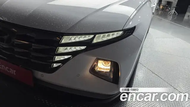 Hyundai Tucson Hybrid 2022 — Photo 25/30
