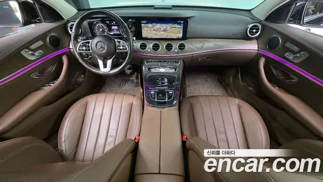 Mercedes-Benz E-Class 2019 — ფოტო 3/30