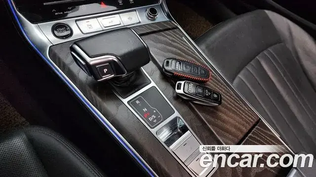Audi A6 2022 — Şəkil 16/35