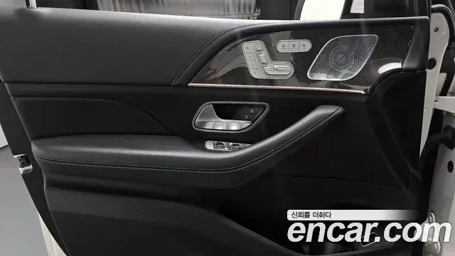 Mercedes-Benz GLE-Class 2021 — ფოტო 14/36