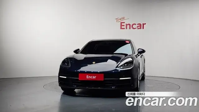 Porsche Panamera 2018 — Фото 3/20
