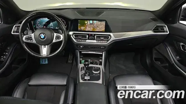 BMW 3 Series 2020 — ფოტო 16/20