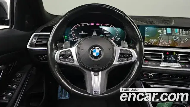 BMW 3 Series 2020 — ფოტო 13/20