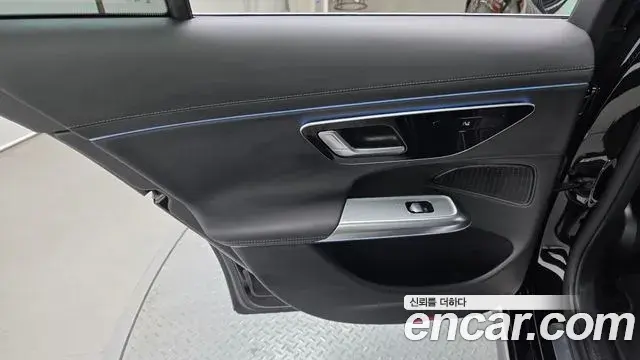 Mercedes-Benz E-Class 2025 — Şəkil 1/31