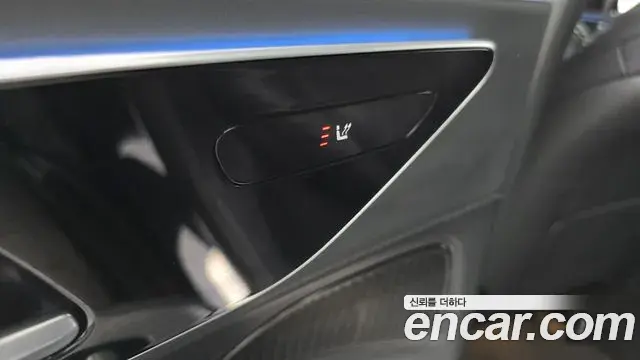 Mercedes-Benz E-Class 2025 — Şəkil 24/31