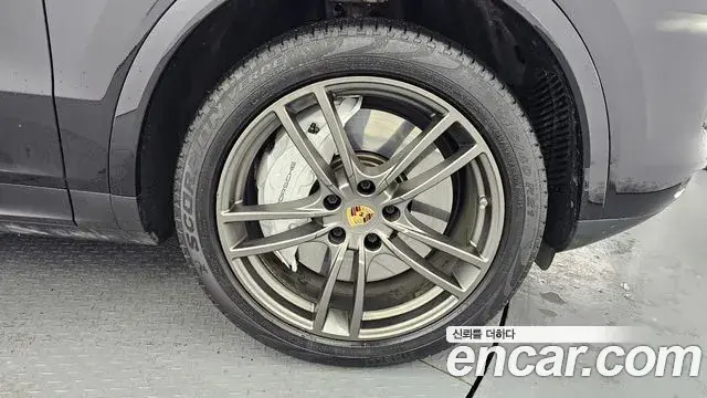 Porsche Cayenne 2020 — Şəkil 6/31