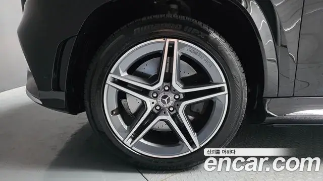 Mercedes-Benz GLS-Class 2021 — ფოტო 22/36