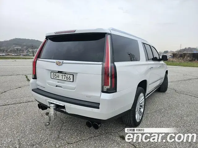 Cadillac Escalade 2018 — Şəkil 3/20