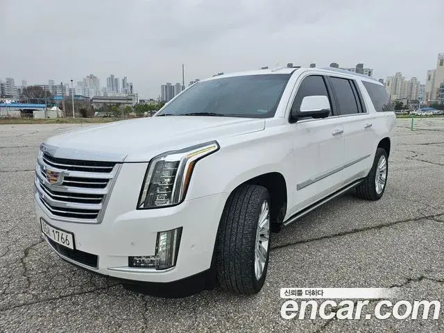 Cadillac Escalade 2018 — Şəkil 9/20